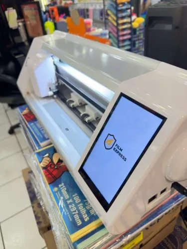 Maquina Recortadora de Películas Hydrogel - Maquina Bloqueada