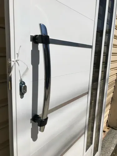 Porta de alumínio luxo direto da fábrica para sua casa 80x210
