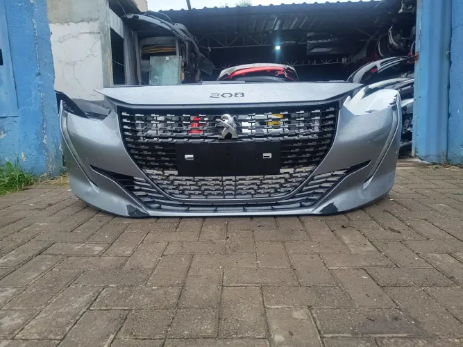 Parachoque Peugeot 208 2023 2024