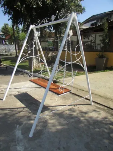 Balanço com Cavalete em Ferro Forjado Exclusivos na CasaDeFerro