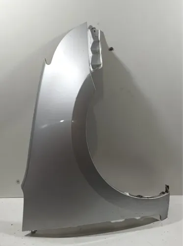 Paralama direito Nissan Sentra 2010