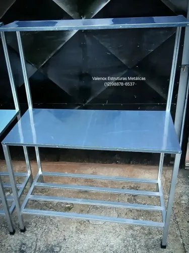 Bancada inox com prateleira