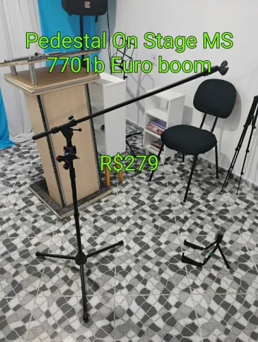 Pedestal On Stage MS 7701b Euro boom