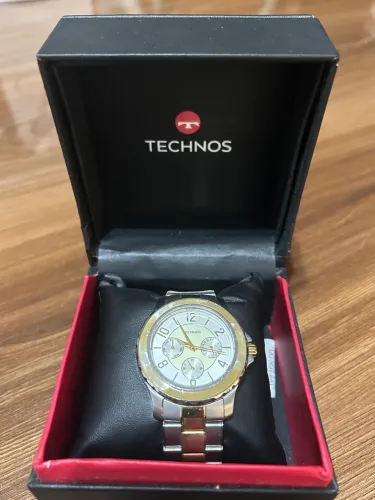 Relógio Technos Dourado e Prata