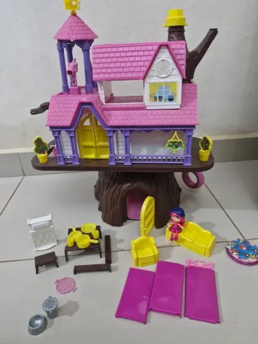 Casinha de boneca- casa na árvore 