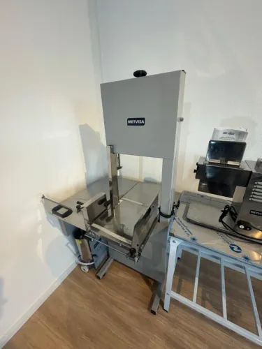 Serra Fita 2,82mm pintada 220v Monofásico