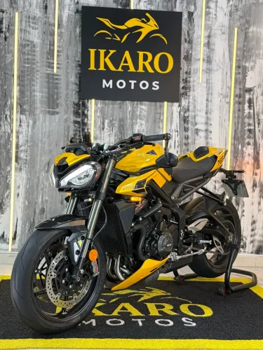 STREET TRIPLE 765 RS