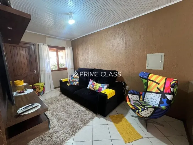 Casa térrea com 2 dormtórios e 2 banheiros Bairro São José - Canoas/RS