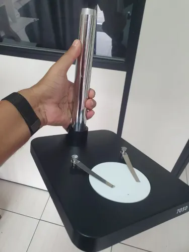 Suporte para equipamentos comerciais