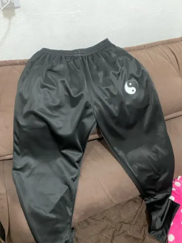 Calça de Moletom Preta com Yin Yang