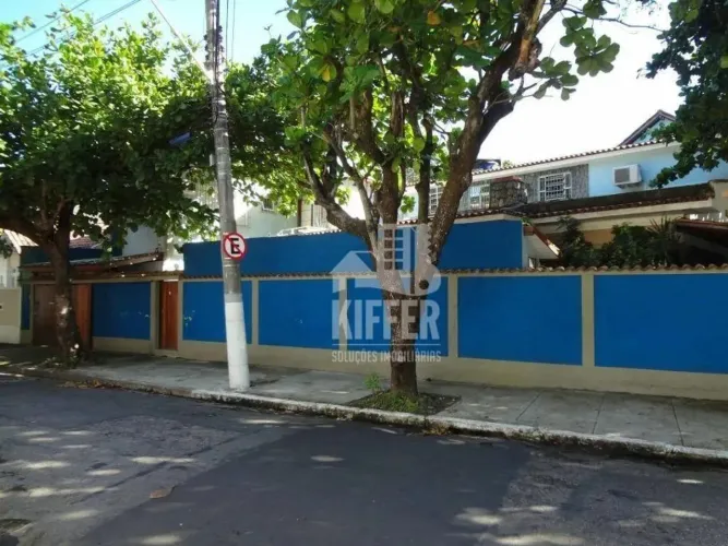 Casa com 6 quartos para alugar, 379 m² por R$ 25.990/mês - São Francisco - Niterói/RJ