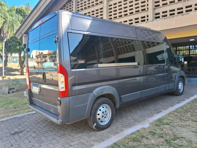 Aluguel de van em cuiabá viagens excursões eventos transfer Cuiaba