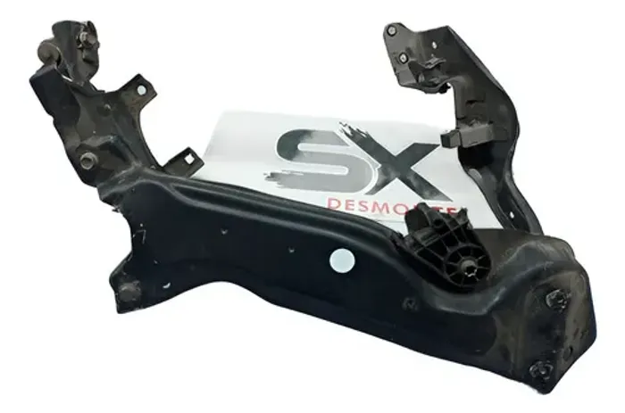 Suporte Óculos Farol Direito Clc200 Kompressor 2010