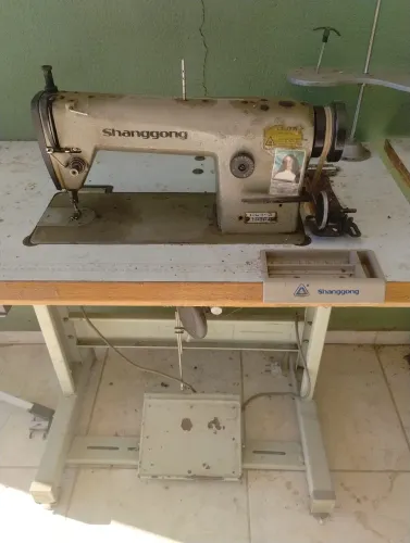 Máquina de costura Shanggong