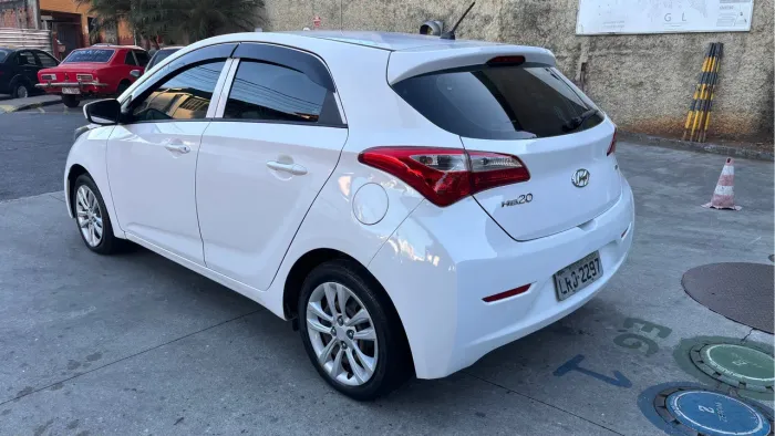 Hyundai HB20 Comf./c.plus/c.style 1.0 Flex 12V 2015
