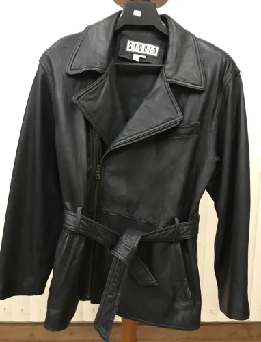 Casaco Feminino Preto Couro  Legítimo