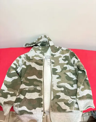 Casaco Carters (3 anos)<br>3 anos<br>R$ 50,00