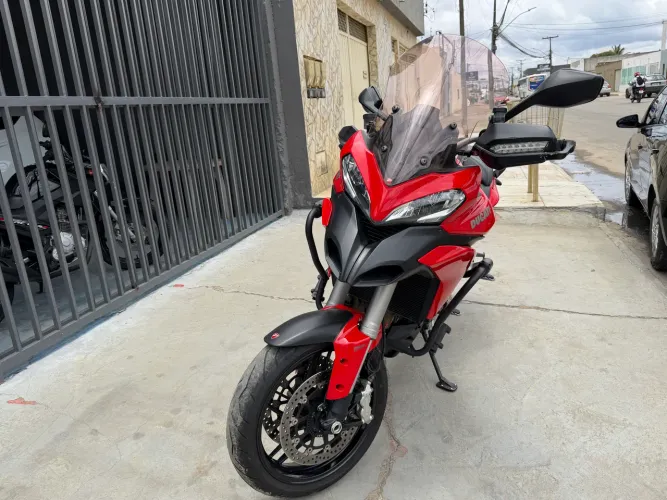 Ducati 1200 S EMPLACADA 2025 (VENDO OU TROCO)