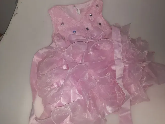 Vestido infantil usado 