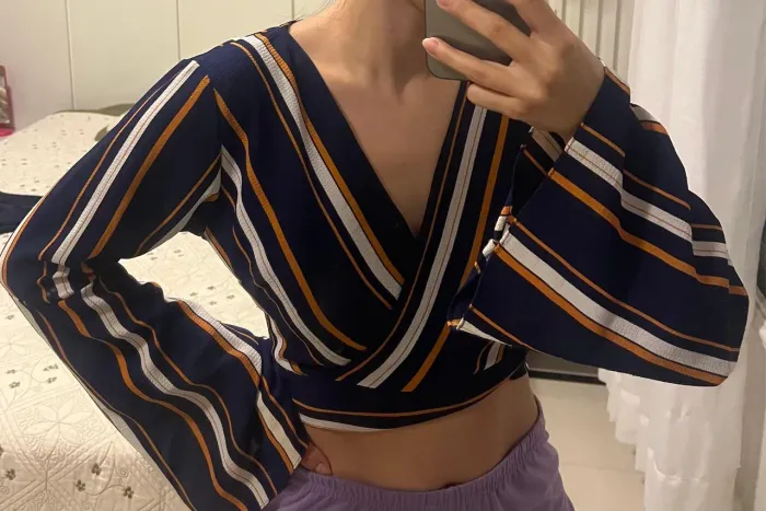 Cropped manga flaire