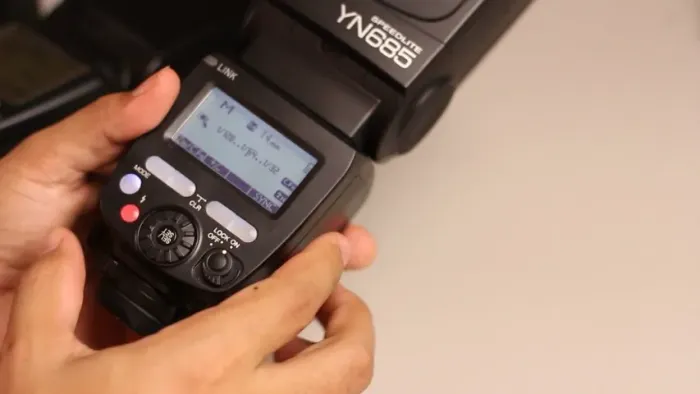 Flash YN685