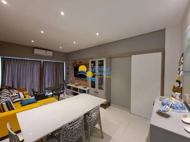 Apartamento com 3 dormitórios à venda, 85 m² por R$ 550.000,00 - Pitangueiras - Guarujá/SP
