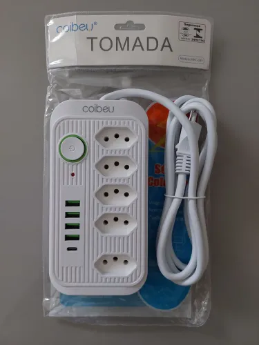 Tomada com 5 Saídas e 4 USB - Anápolis-GO