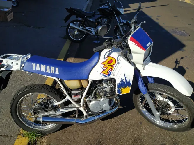 DT 200 Yamaha 