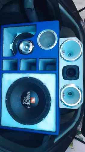 Som Automotivo Pronto Para Uso Paredão Caixa Selada + Caixa Selada Extra JBL STETSOM 
