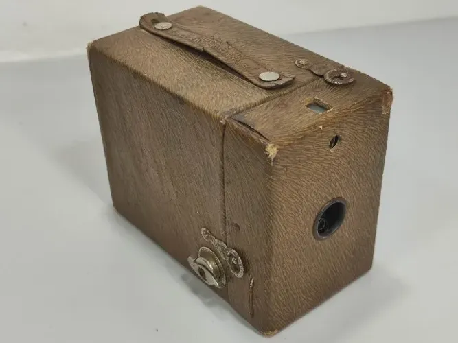 Camera Fotográfica Rainbow Hawk-eye 2 Modelo C Brownie C7a - Marrom (Usado)