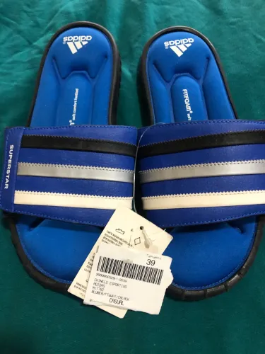 Chinelo esportivo slide Adidas