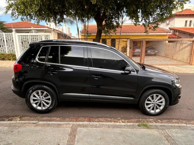 Imagem de Volkswagen Tiguan 2.0 TSI 16V 200cv Tiptronic 5P 2014
