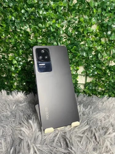 POCO F4 256 gb 