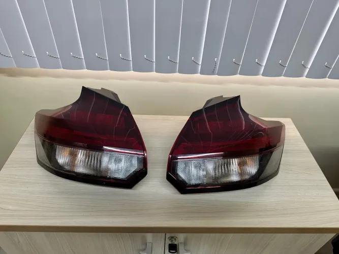 Lanterna Fume original Nissan Kicks 2022 2023 2024