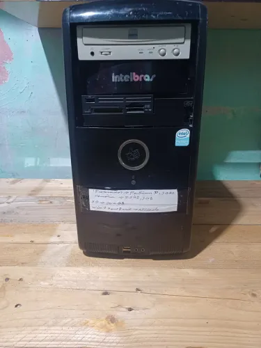 Gabinete Intelbras com Pentium D