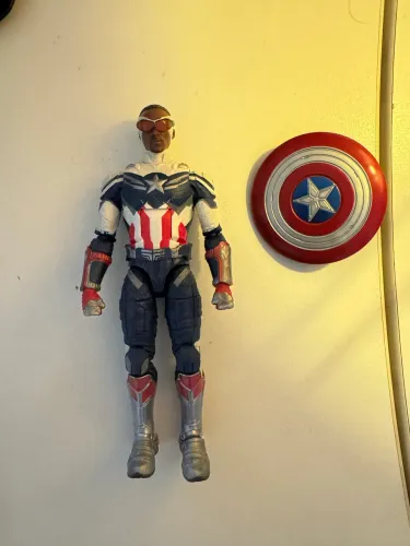 Marvel Legends Capitão América Sam Wilson