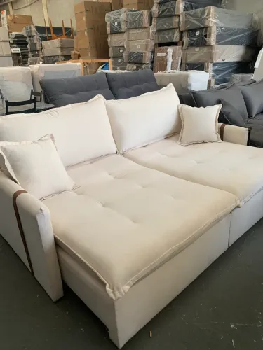 Grande Oportunidade em Estofados sem Caixa Retráteis 