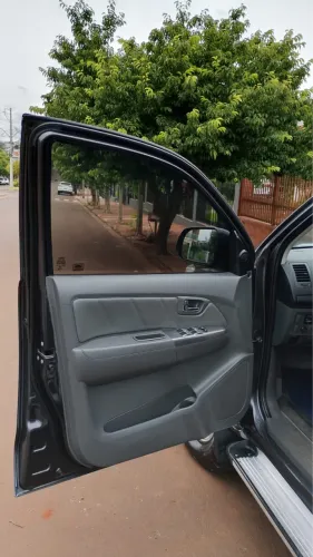 Toyota Hilux CD SRV D4-d 4X4 3.0 TDI Diesel AUT 2015