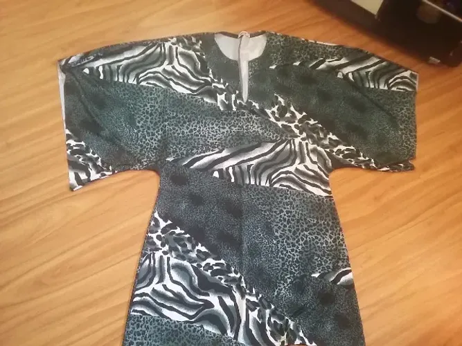 Blusa GG feminina