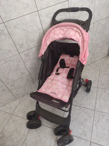 Carrinho de bebê Cosco + bebê conforto