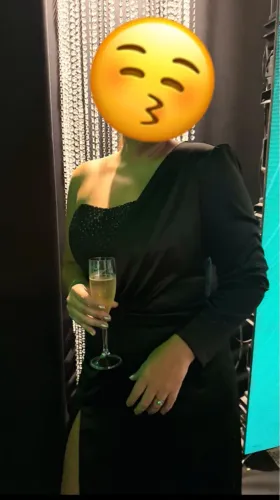 Vestido de festa preto elegante