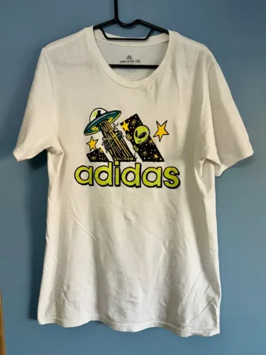 Camiseta Adidas Doodle F T TAM P
