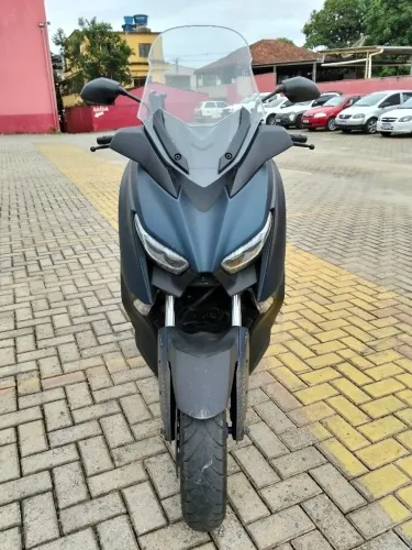 Troco por Custom YAMAHA/XMAX 250 ABS