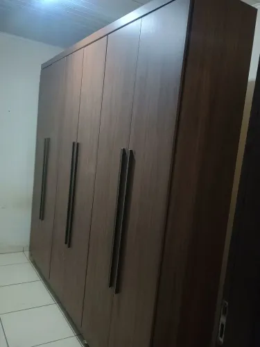 Guardar Roupa 6 portas