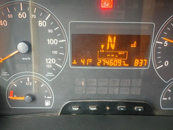 Mercedes 2425