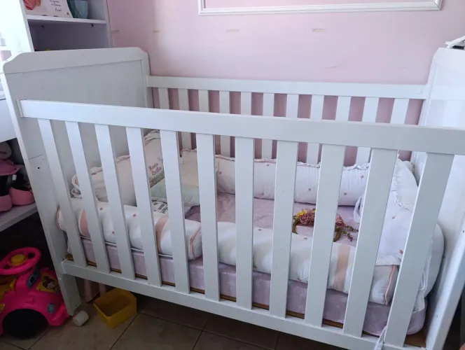 BERCO INFANTIL COM COLCHÃO NOVO