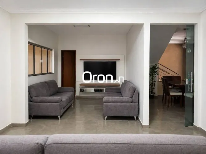 Sobrado com 7 dormitórios à venda, 330 m² por R$ 990.000,00 - Jardim Balneário Meia Ponte