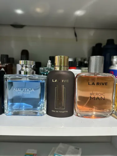 Kit 8 perfumes maioria sem uso 100 ml
