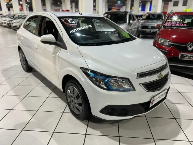Chevrolet Onix Hatch LT 1.4 8V Flex Aut. 4P 2015