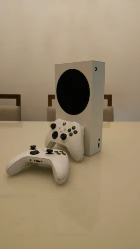 Xbox Series S 512gb | 2 controles magnéticos